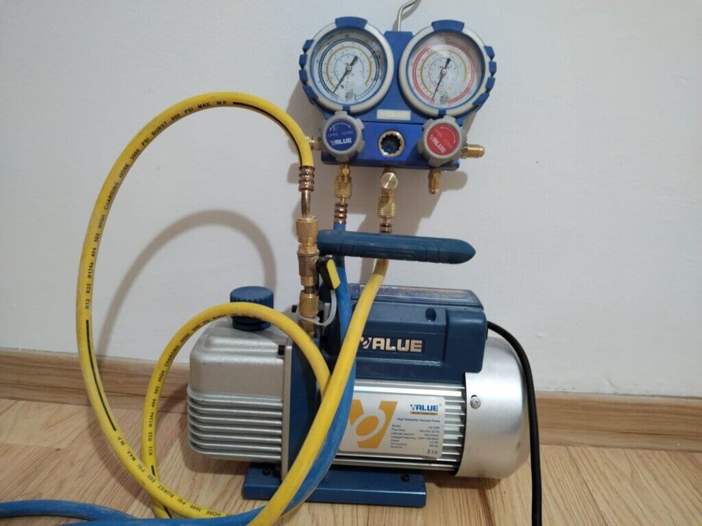 pompa de vaccum cu manifold